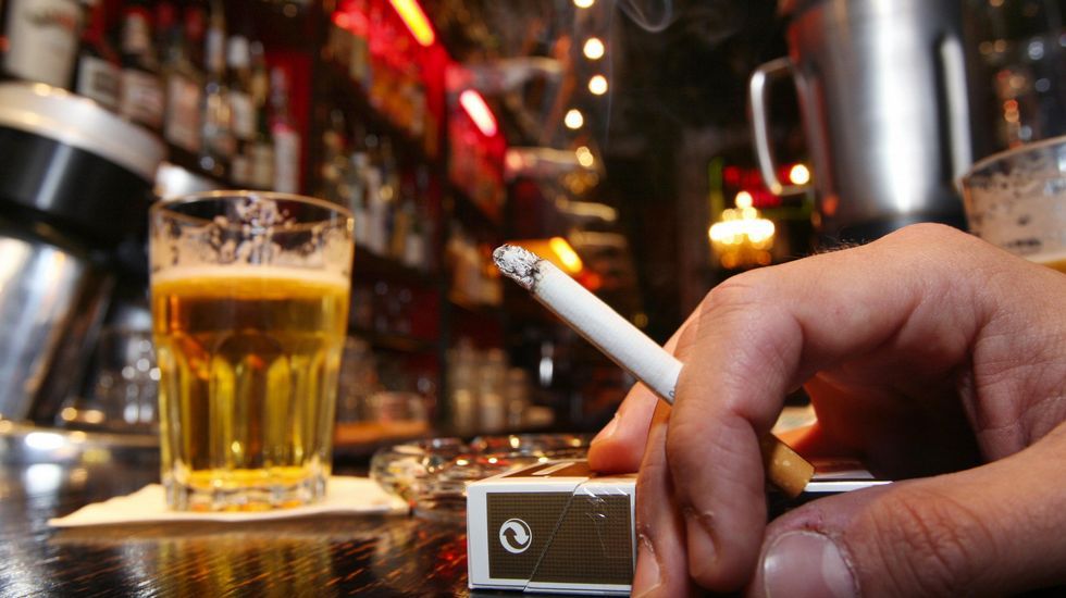 el consumo de tabaco y alcohol perjudica nuestro cabello