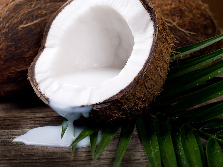 contraindicaciones de tomar leche de coco