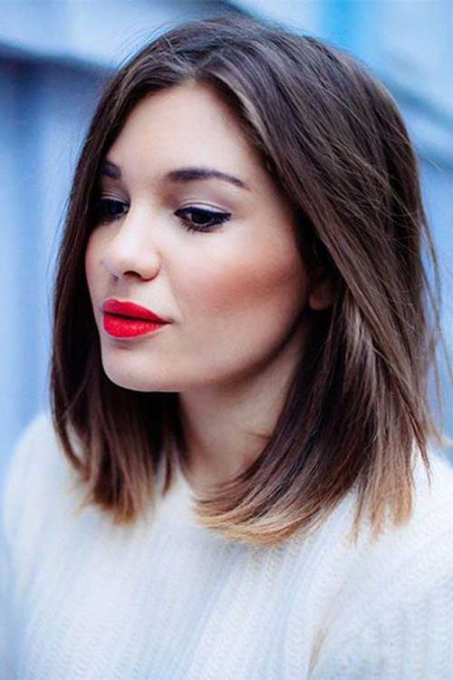 look cabello liso corto mujer
