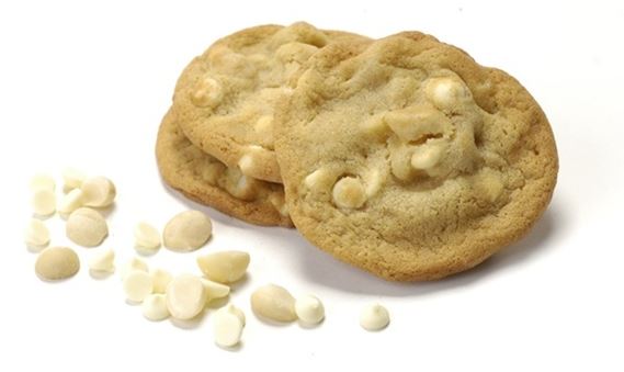 galletas de chocolate blanco y macadamia