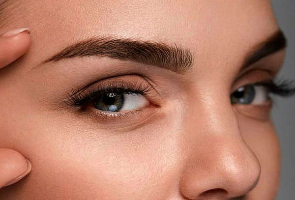 depilacion definitiva cejas mujer