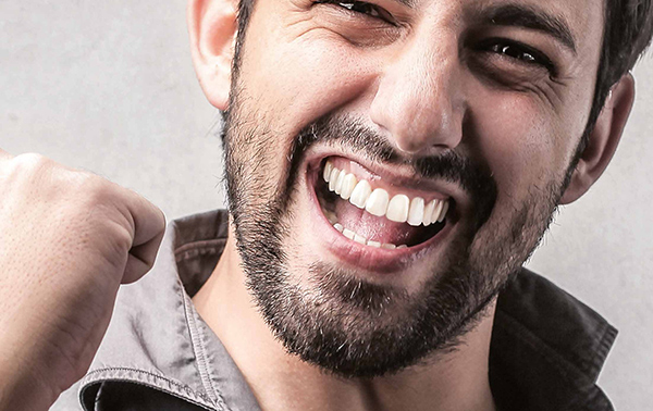 sonrisa bonita hombre sonrisa bonita hombre