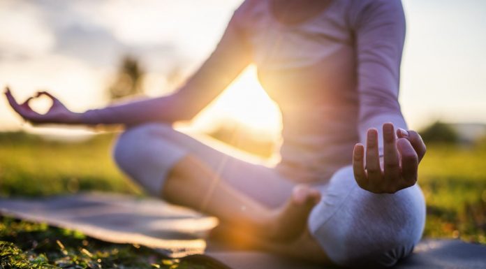 12 beneficios del yoga para la salud cuales son los beneficios del yoga