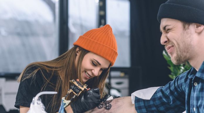 Cómo evitar el dolor de un tatuaje consejos para que un tatuaje duela menos