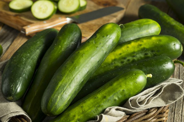 propiedades pepino crudo