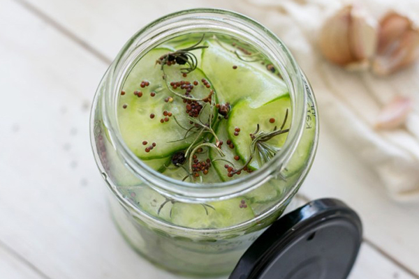 cuantas calorias tiene un pepino