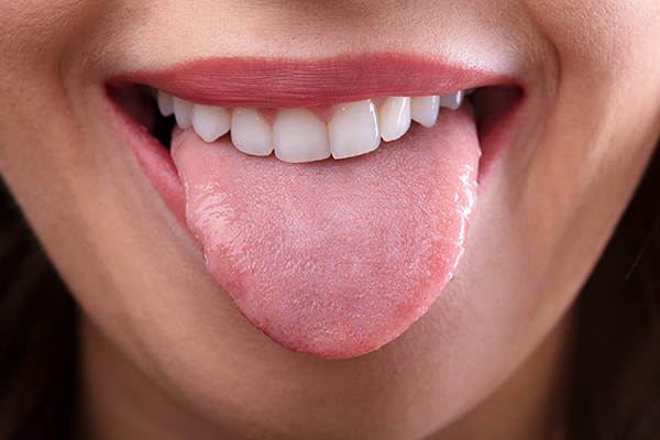 cuánto tiempo hay que cepillarse los dientes
